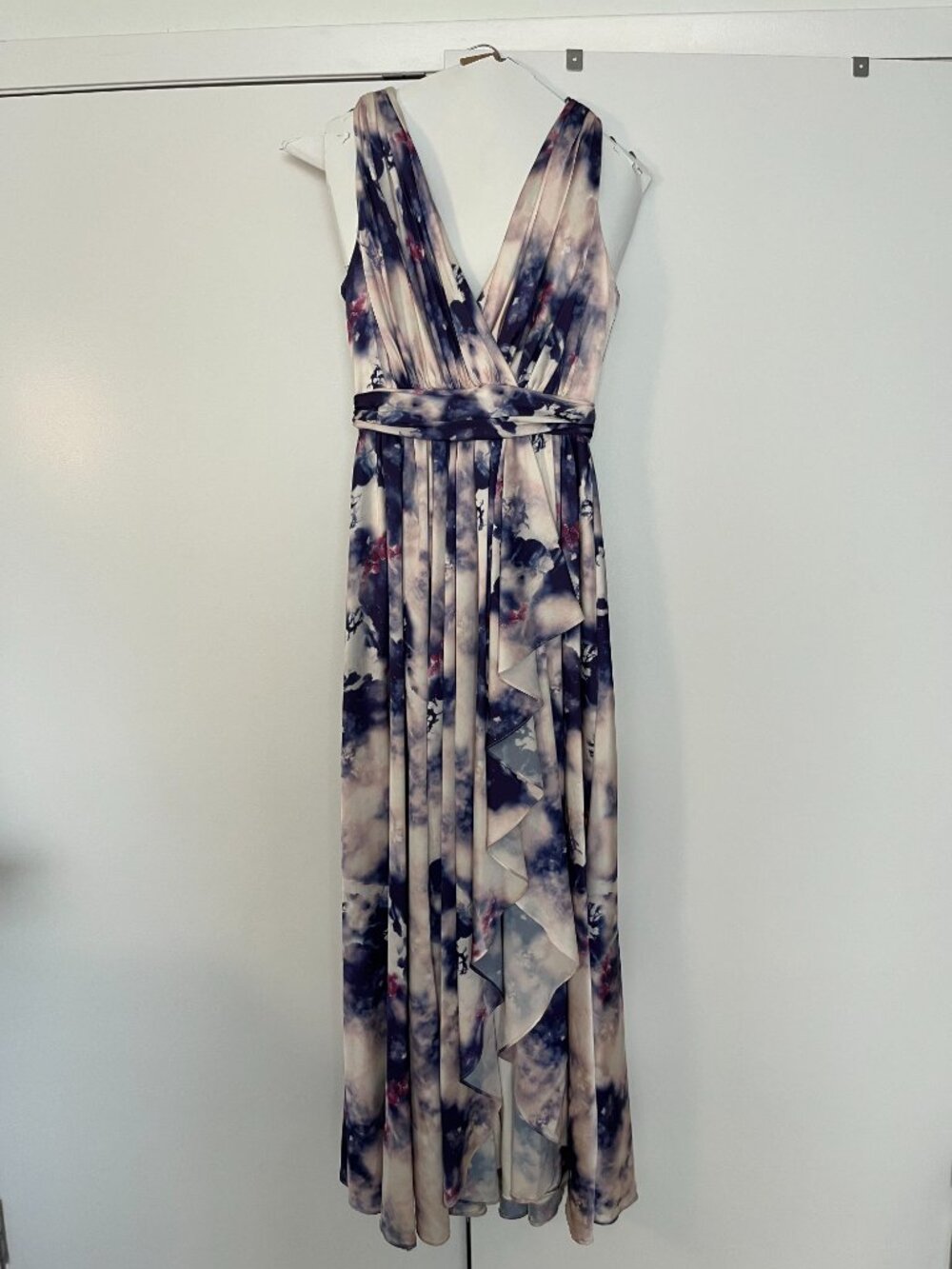 Badgley Mischka Formal Dress - Picture 2 of 9